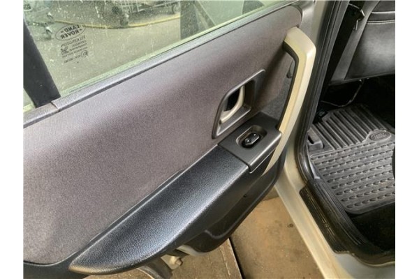 Recambio de puerta trasero izquierda para land rover freelander (ln) 2.0 hse familiar referencia OEM IAM BFA490170  