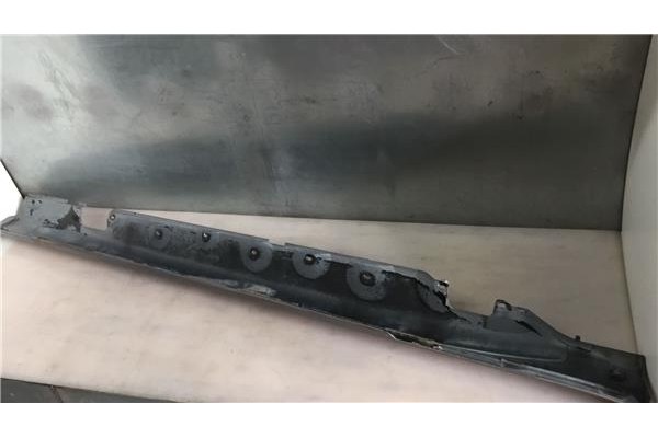 Recambio de spoiler talonera lat. izquierda para bmw serie 3 compacto (e46) 1.8 316ti referencia OEM IAM 51127893607  