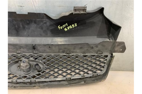 Recambio de rejilla capo para ford focus ii (da_) 1.8 tdci referencia OEM IAM 4M5J8200BA 4M518216AA 