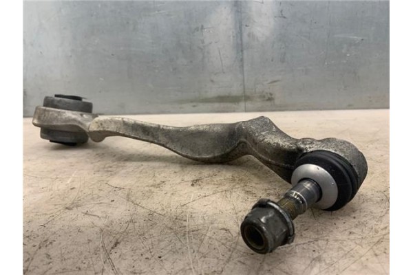 Recambio de brazo inferior delantero derecho para bmw serie 1 berlina (e81/e87) 2.0 120d referencia OEM IAM 31122405862 EST15800