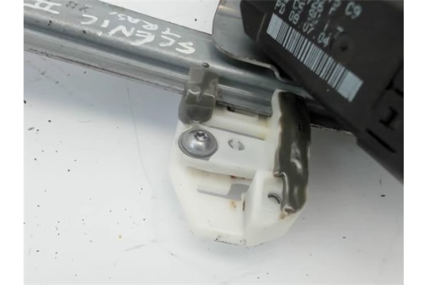 Recambio de mecanismo elevalunas trasero izquierdo para renault scenic ii (jm) referencia OEM IAM   