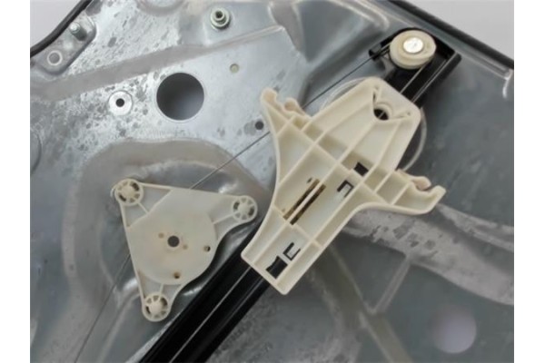 Recambio de elevalunas electrico trasero izquierdo para seat cordoba berlina (6l2) referencia OEM IAM 6L4839751  
