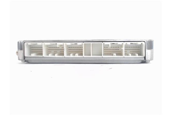 Recambio de centralita para toyota avensis berlina (t22) 2.0 vvt-i referencia OEM IAM 8966105631  