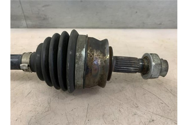 Recambio de palier delantero izquierdo para opel corsa d 1.2 referencia OEM IAM 13149830 26119530 