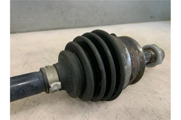 Recambio de palier delantero izquierdo para opel corsa d 1.2 referencia OEM IAM 13149830 26119530 