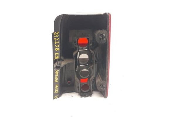 Recambio de piloto trasero izquierdo para peugeot partner (s2) 2.0 rancho referencia OEM IAM 6350H1 2211974 6350EC , CITROËN | 6