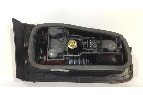 Recambio de piloto interior derecho para renault laguna ii (bg0) 1.9 dci (bg0g) referencia OEM IAM 8200002476 23460202 820000247