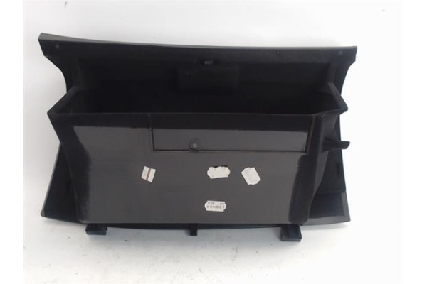 Recambio de guantera salpicadero para toyota avensis berlina (t22) 2.0 vvt-i referencia OEM IAM 5555005070  