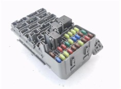 CAJA FUSIBLES/RELE 3820ES6AG200 S6AG21000 
