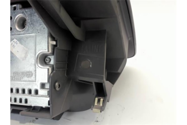 Recambio de radio / cd para renault laguna ii (bg0) referencia OEM IAM 8200029616A 216763465A1 