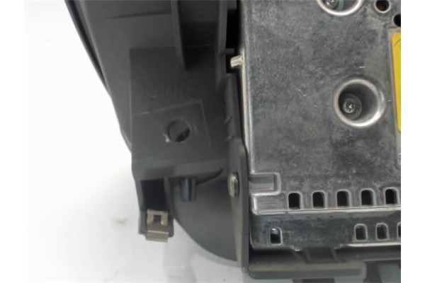 Recambio de radio / cd para renault laguna ii (bg0) referencia OEM IAM 8200029616A 216763465A1 