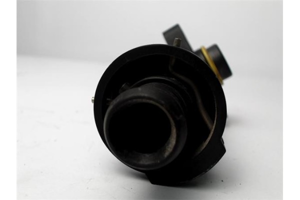 Recambio de termostato para bmw serie 5 berlina (e60) 520d referencia OEM IAM 7787870  11717787870 , BMW