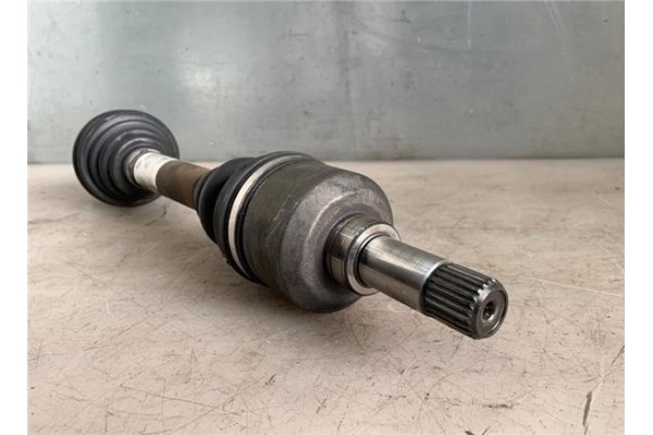 Recambio de palier delantero izquierdo para citroen berlingo 1.9 d sx combi referencia OEM IAM 32726W 62000050 32727W , PEUGEOT 
