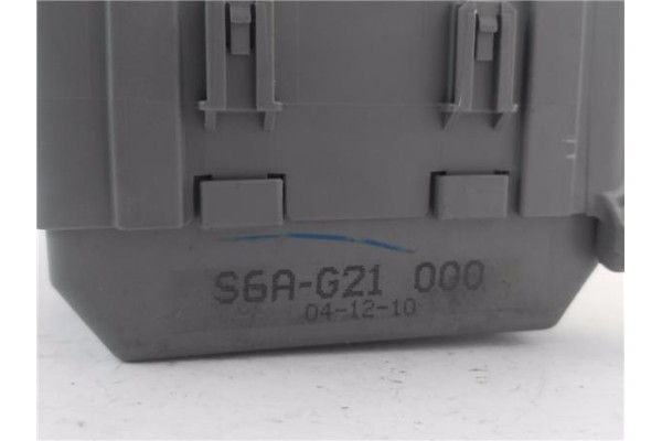 Recambio de caja fusibles/rele para honda civic berlina 3 (ep) 1.6i sport referencia OEM IAM 3820ES6AG200 S6AG21000 