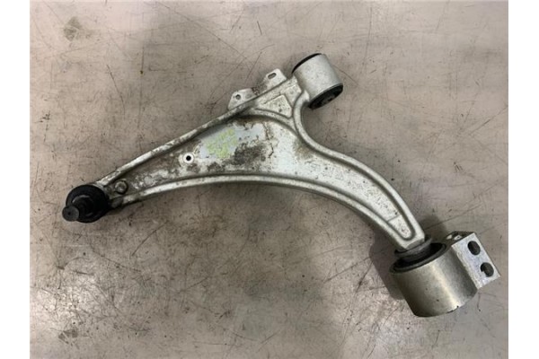 Recambio de brazo inferior delantero derecho para opel astra j berlina 5p 1.6 excellence referencia OEM IAM 352531 19372048 1340