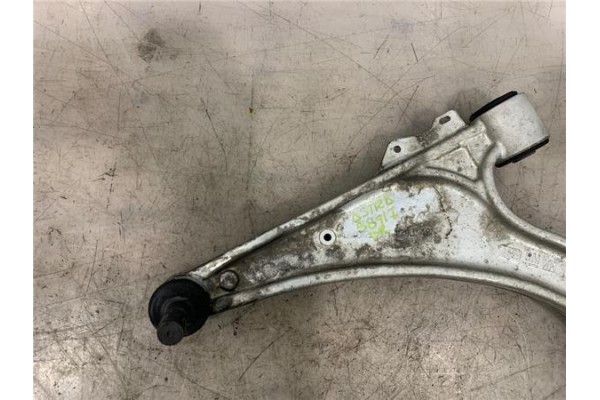 Recambio de brazo inferior delantero derecho para opel astra j berlina 5p 1.6 excellence referencia OEM IAM 352531 19372048 1340