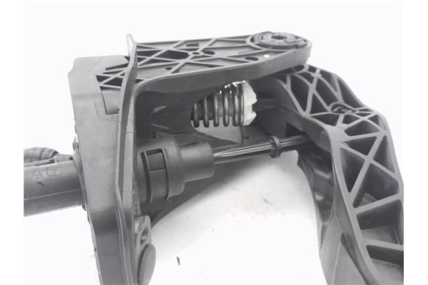 Recambio de pedal embrague para volkswagen polo v (6c1) 1.2 advance bmt referencia OEM IAM 6R1721321F 6C1721069M 