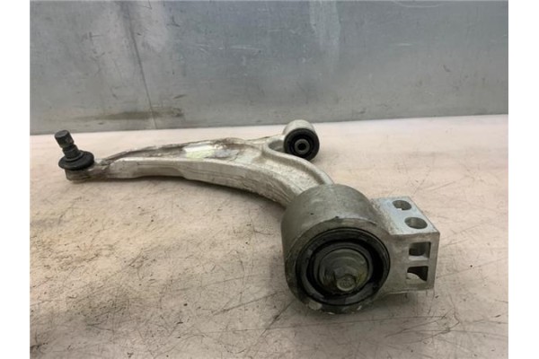 Recambio de brazo inferior delantero derecho para opel astra j berlina 5p 1.6 excellence referencia OEM IAM 352531 19372048 1340