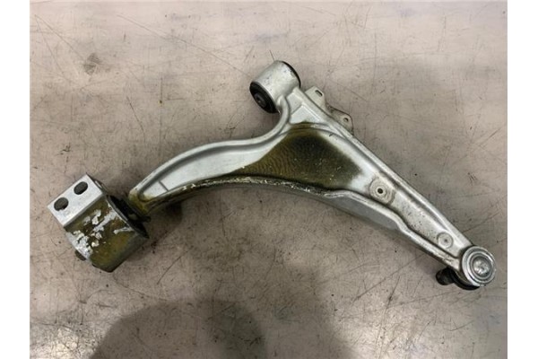 Recambio de brazo inferior delantero derecho para opel astra j berlina 5p 1.6 excellence referencia OEM IAM 352531 19372048 1340