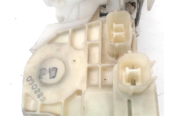 Recambio de cierre electromagnetico delantero derecho para honda cr-v (rd8) 2.2 ctdi referencia OEM IAM 72110S9AE01  