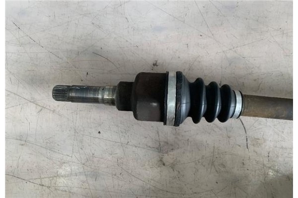 Recambio de palier delantero derecho para citroen c3 1.4 hdi referencia OEM IAM 9801388780  