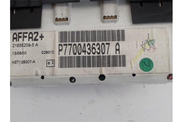 Recambio de reloj horario para renault clio ii fase i (b/cb0) 1.4 alize referencia OEM IAM P7700436307 7700434809 