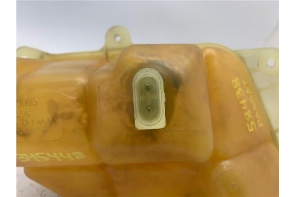 Recambio de botella expansion para volkswagen passat berlina (3b2) 1.8 básico referencia OEM IAM 8D0121403L  