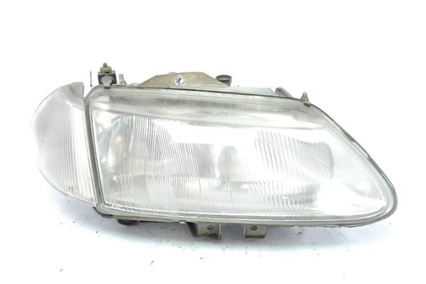 Recambio de faro delantero dcho para renault laguna (b56) referencia OEM IAM 7700820123 7700820127 