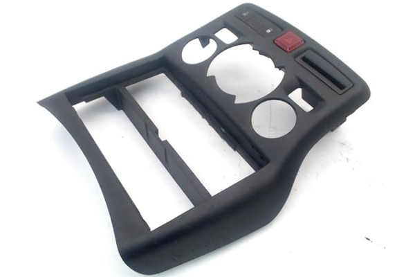 Recambio de embellecedor consola central para citroen c3 picasso 1.6 exclusive referencia OEM IAM 823118  