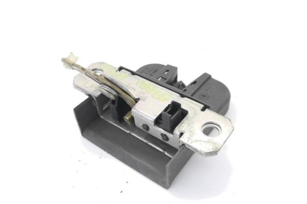 Recambio de cerradura porton para volkswagen polo iv (9n1) 1.2 12v referencia OEM IAM 6Q6827505E  