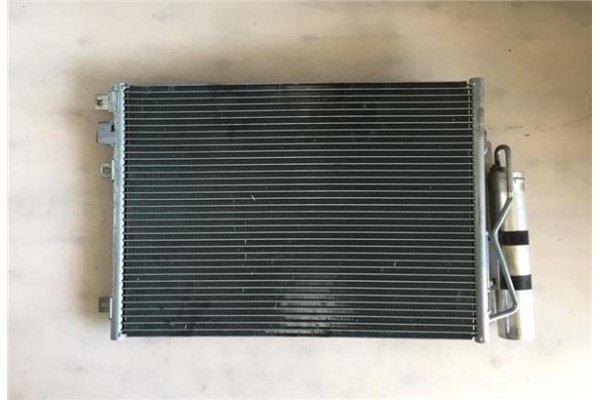 Recambio de radiador aire acondicionado para renault clio ii fase ii 1.3 referencia OEM IAM 7700428082 RDA093072 7711134332 , RE