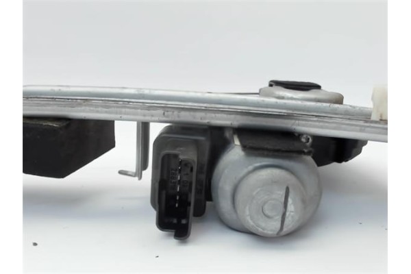 Recambio de mecanismo elevalunas trasero izquierdo para renault megane ii berlina 5p referencia OEM IAM   