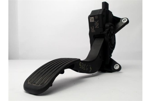Recambio de pedal acelerador para toyota corolla 1.8 referencia OEM IAM 78110-02210 19252B2 