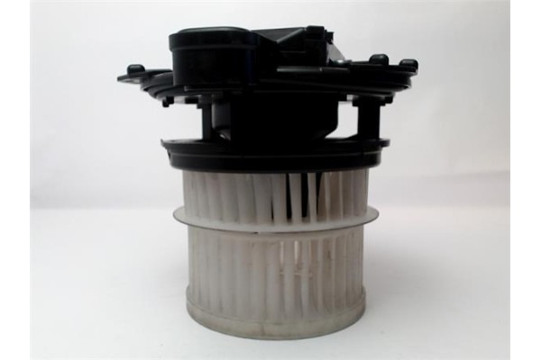 Recambio de motor calefaccion para toyota corolla 1.8 referencia OEM IAM G9230-47050 19060J7552 