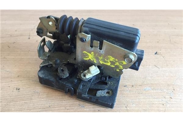 Recambio de cierre electromagnetico trasero derecho para renault megane i scenic (ja0)(1996) 1.9 d alize [1,9 ltr. - 47 kw diese