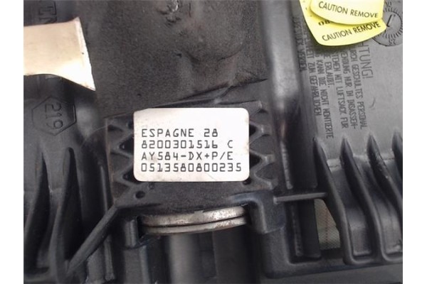 Recambio de airbag volante para renault megane ii berlina 3p referencia OEM IAM 8200301516C 0513580800235 