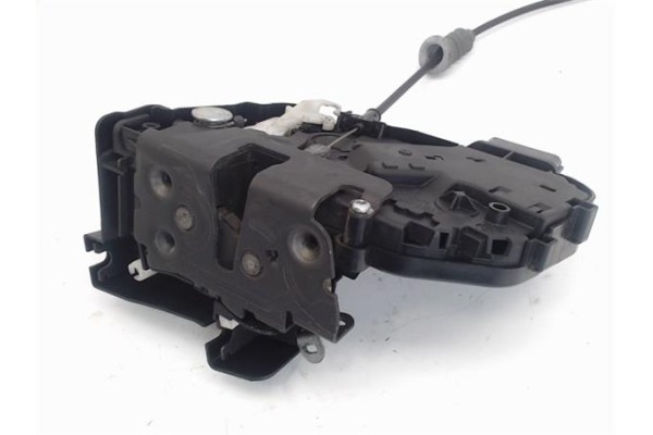 Recambio de cierre electromagnetico delantero izquierdo para volvo c30 2.0 d referencia OEM IAM 30753658  