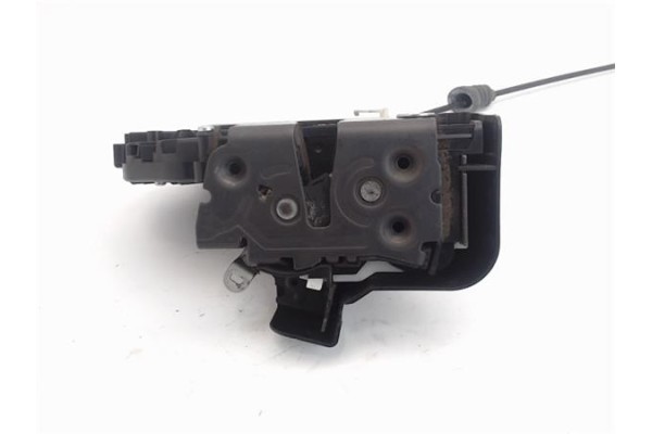 Recambio de cierre electromagnetico delantero derecho para volvo c30 2.0 d referencia OEM IAM a048069  