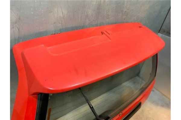 Recambio de porton trasero para nissan sunny berlina (n14) 1.6 i 16v referencia OEM IAM 9010062C31  