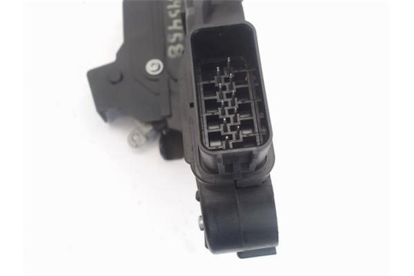 Recambio de cierre electromagnetico delantero derecho para volvo c30 2.0 d referencia OEM IAM a048069  