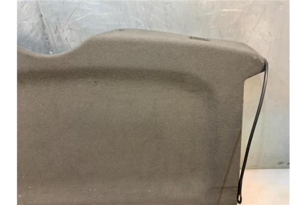 Recambio de bandeja trasero para opel corsa c 1.3 cdti referencia OEM IAM 13106324  