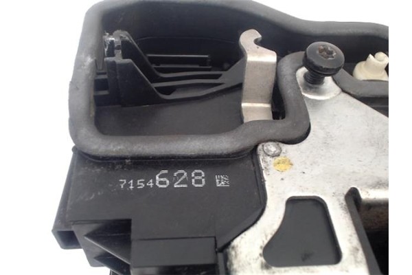 Recambio de cierre electromagnetico delantero derecho para bmw serie x3 (e83) 3.0d referencia OEM IAM 51217202146  
