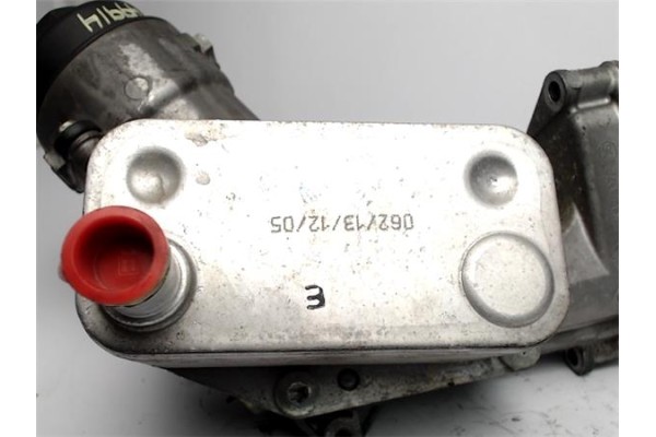 Recambio de enfriador aceite para bmw serie 5 berlina (e60) 520d referencia OEM IAM 7787072  