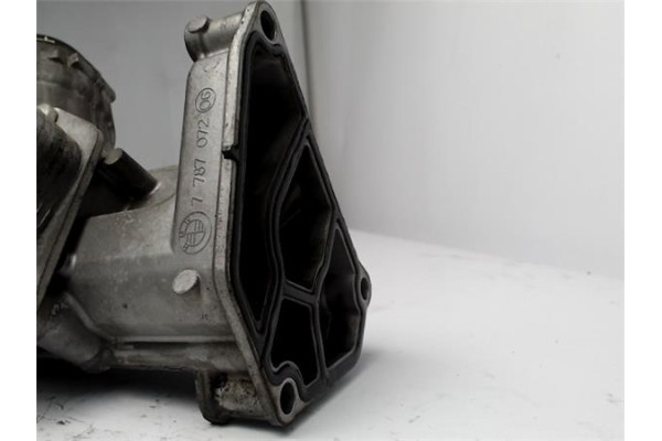 Recambio de enfriador aceite para bmw serie 5 berlina (e60) 520d referencia OEM IAM 7787072  