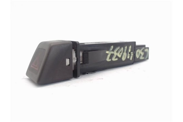 Recambio de interruptor luces emergencia para volvo c30 2.0 d referencia OEM IAM 30739296 9123684 