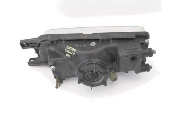 Recambio de faro delantero dcho para nissan sunny berlina (n14) 1.6 i 16v referencia OEM IAM B601063C12  