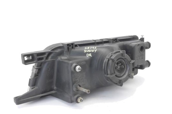 Recambio de faro delantero dcho para nissan sunny berlina (n14) 1.6 i 16v referencia OEM IAM B601063C12  