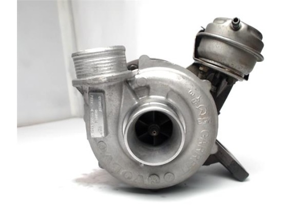 Recambio de turbo para volvo s60 berlina 2.4 referencia OEM IAM 6T2052V 7231674 