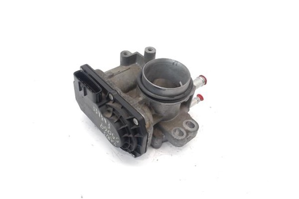 Recambio de caja mariposa aire para toyota yaris (ksp9/scp9/nlp9) 1.3 vvt-i referencia OEM IAM 2203023010 7I1300474 
