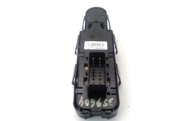 Recambio de botonera puerta delantero izquierda para citroen c3 picasso 1.6 exclusive referencia OEM IAM 6554QC  